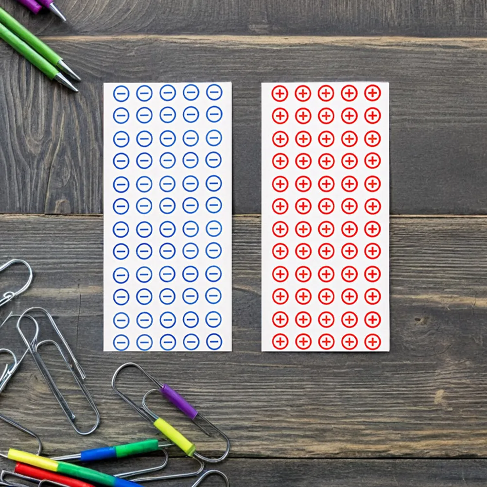 60-adesivos-de-polaridade-autoadesivos-para-identificacao-de-baterias-12mm-etiquetas-positivas-e-negativas-para-painel-eletrico-e-caixa-de-disjuntores-industriais