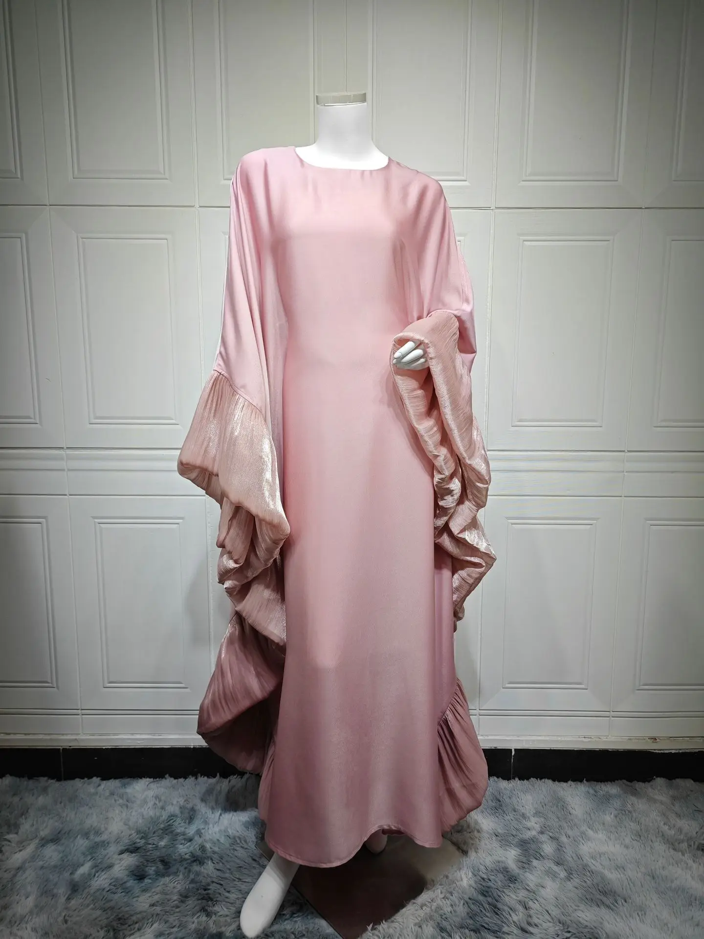 レディースロングルーズマキシ丈ワンピース　ムスリムファッションローブ　中東風ドレス　ハイウエストサテンアバヤ