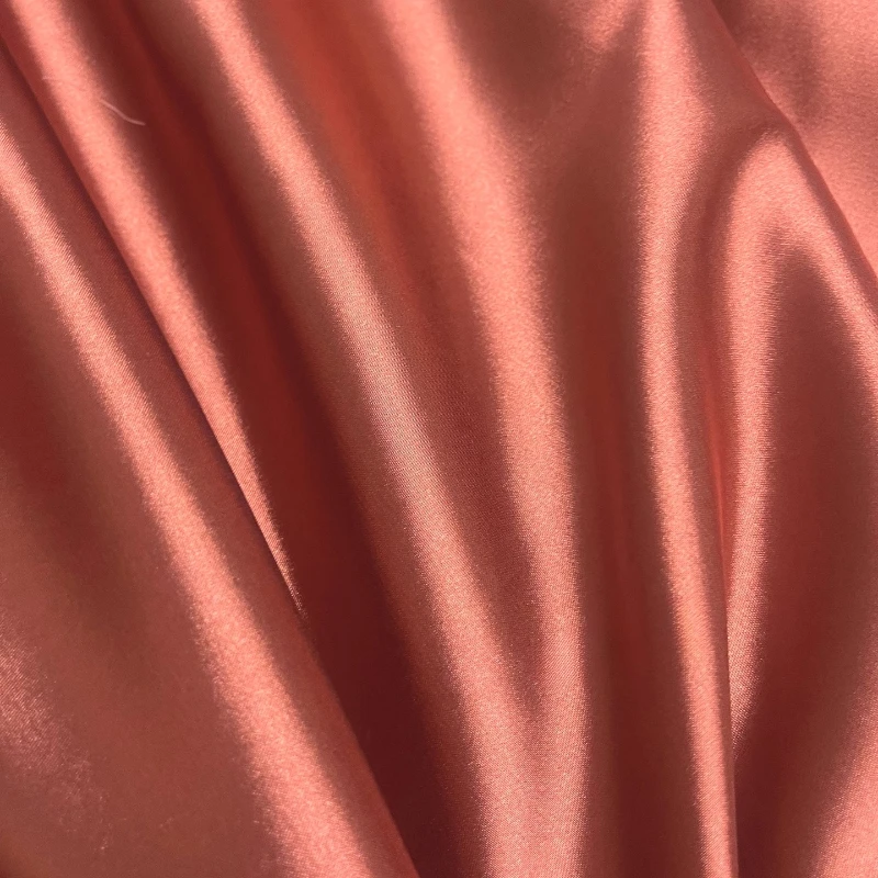 ผ้าซาตินคาราเมลเนื้อนุ่มเงางาม สำหรับชุดนอนผู้หญิง ชุดราตรี งานฝีมือเย็บปักถักร้อย ตกแต่งบ้าน และงานประดิษฐ์ต่างๆ