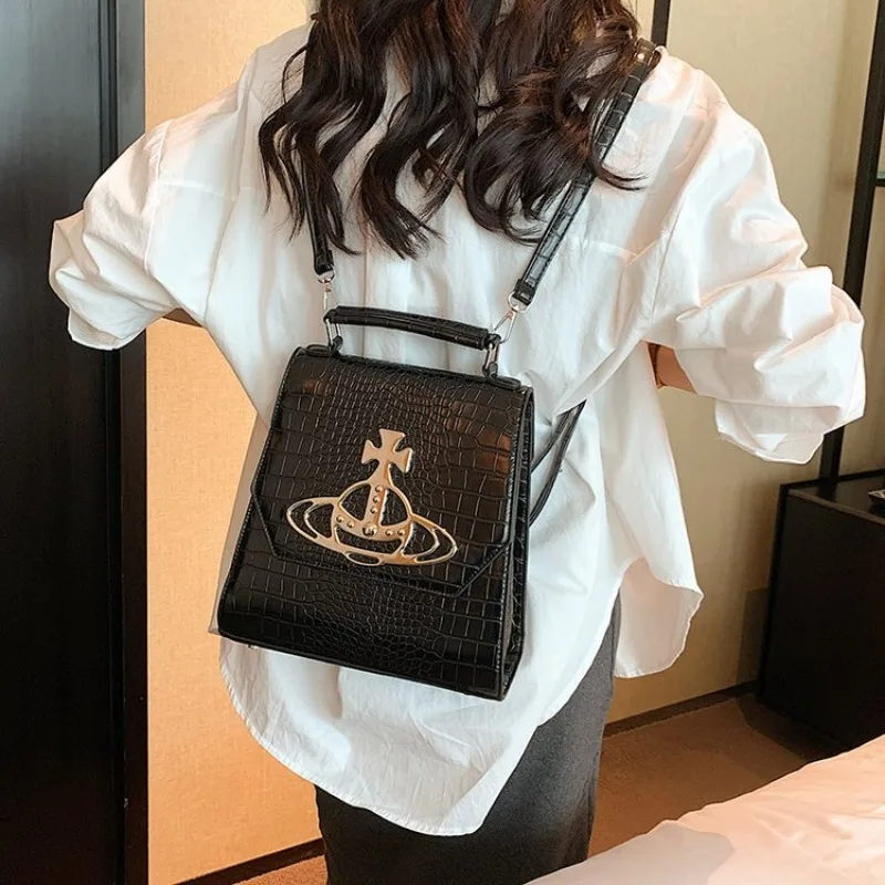 

Creative High-End Crossbody Bag In European American Style, Versatile Use For Popular Occasions And Daily Activities.