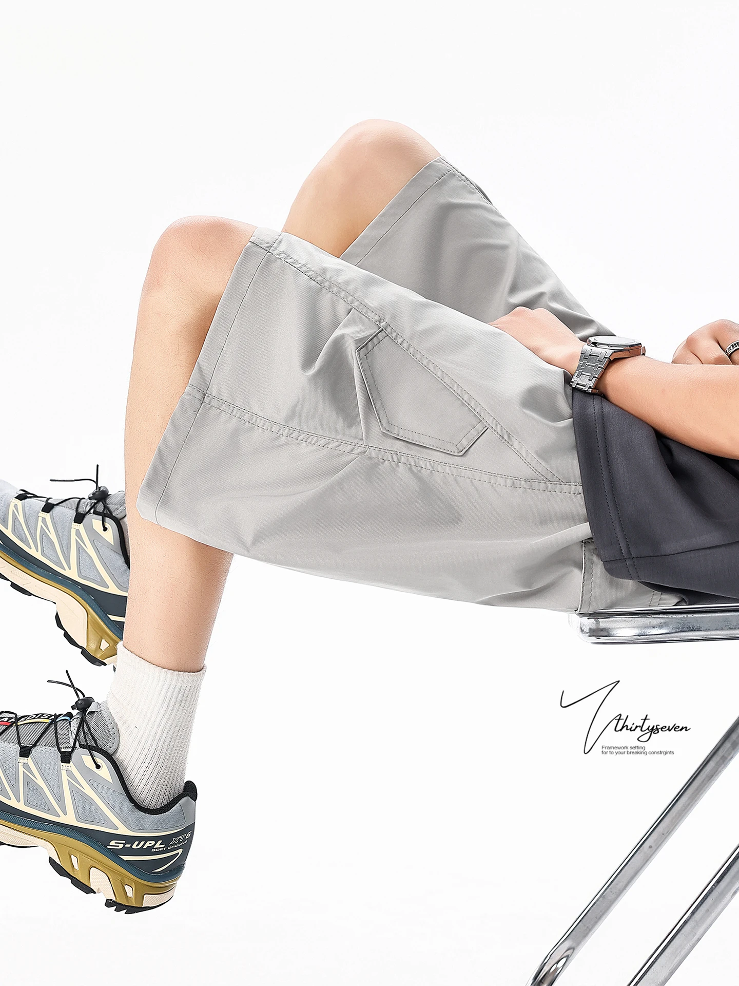 

Мужские летние шорты V37 в американском стиле, тонкие, быстросохнущие, для работы на открытом воздухе, модные, брендовые, с косым кроем, плиссированные, пляжные брюки-бермуды