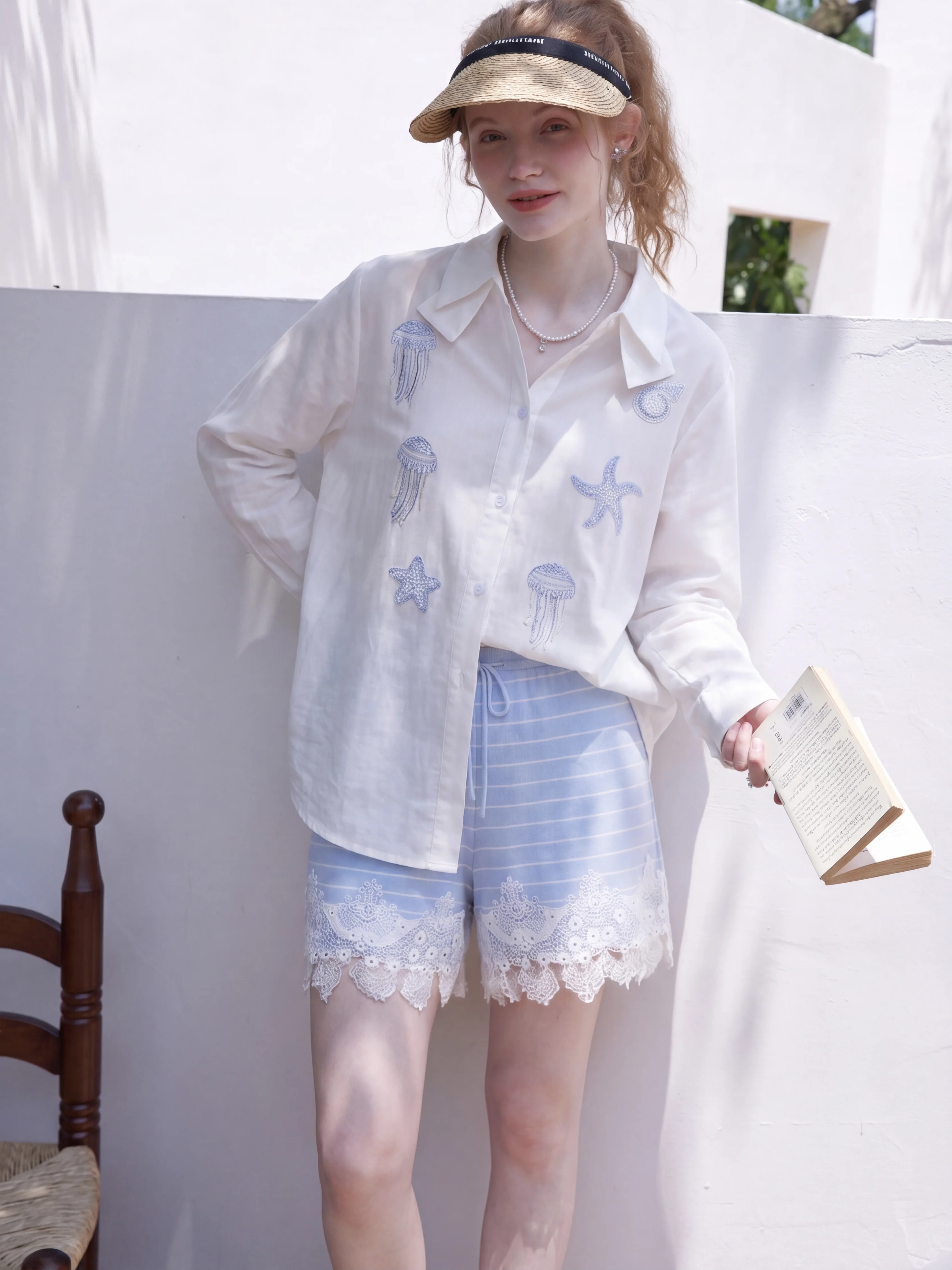 

Light Blue Striped Lace Trim Cool Sensation Acetate Knitted Shorts Straight Leg Elastic Waist Summer Women's French Style Cot...