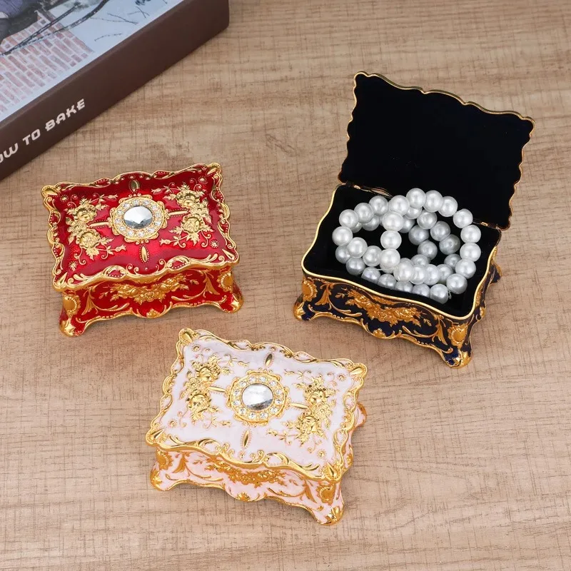 Caja de joyería europea, color esmaltado de metal, anillo creativo, collar, pendientes, caja de almacenamiento