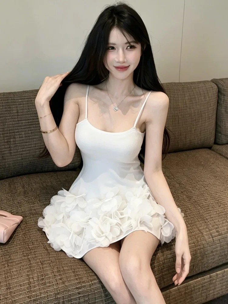

White Knitted Strap Dress Women's Summer New Sexy Princess Puffy Skirt Beautiful Tube Top Dress Sweet Style Casual Wear