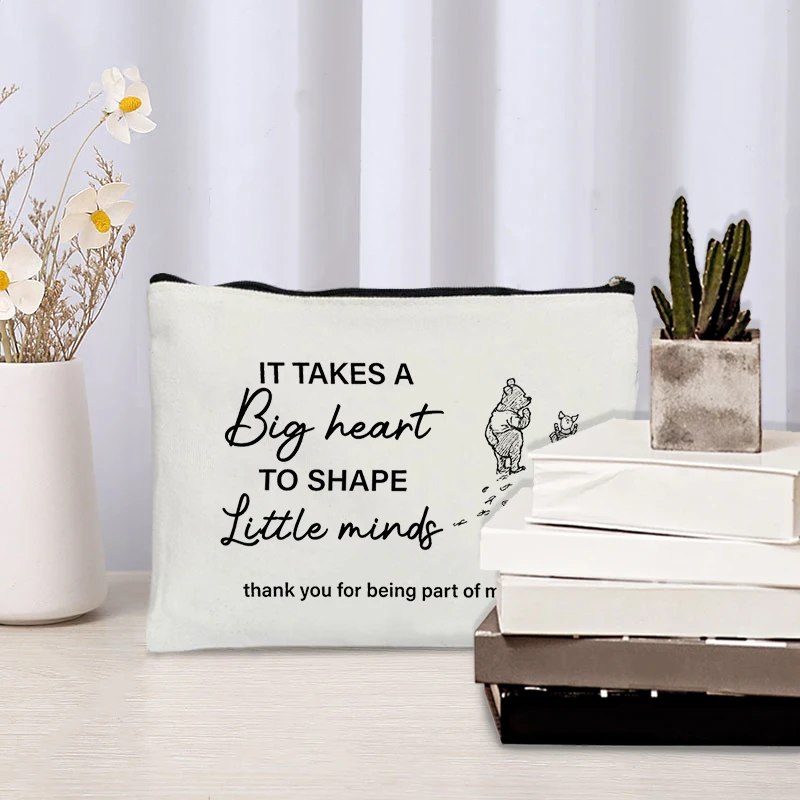 It Takes A Big Heart To Shape Little Minds Pattern Cosmetic Case Graduation Birthday Gift for Teacher Pencil Case School Purse