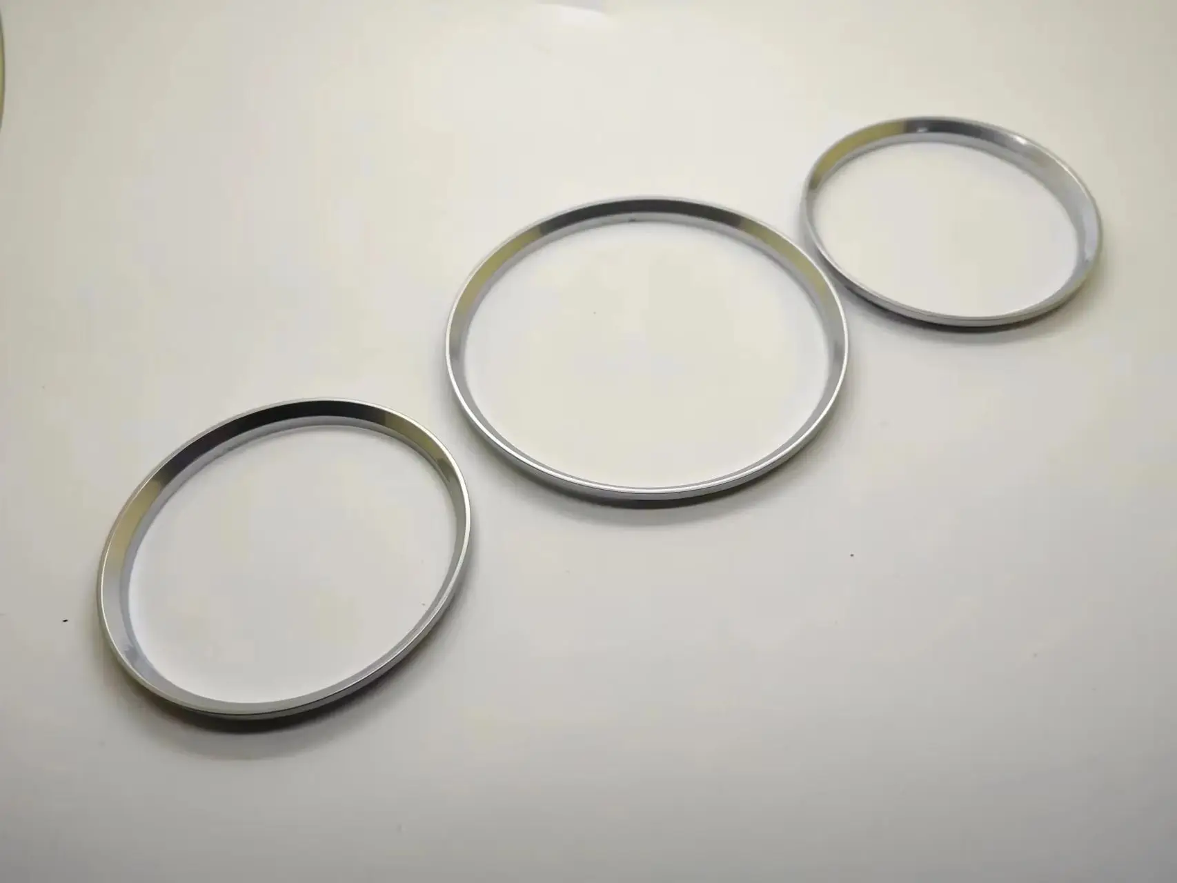 

Chrome Silver / Matt Silver Styling Dashboard Gauge Ring Set For Mercedes Benz W163/ ML