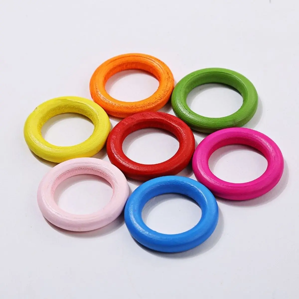 20Pcs Random Colors 35mm Wood Circle DIY Crafts for Jewelry Making Wooden Ring Bird Toy Ornaments Accessories