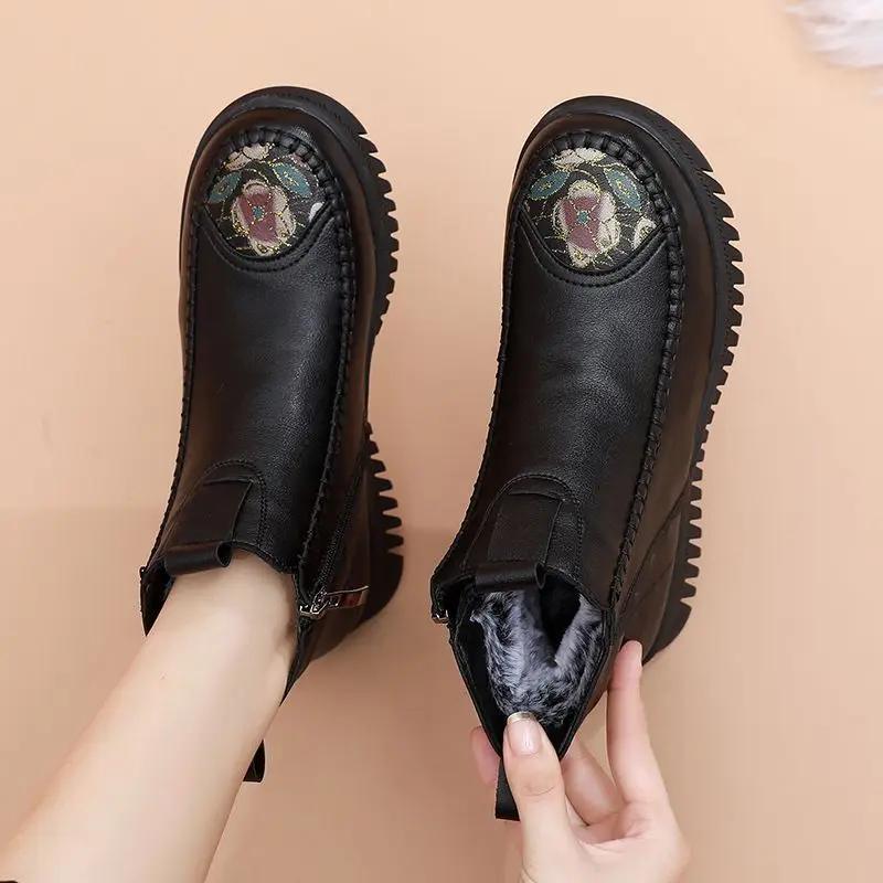 Winter Woman Genuine Leather Ankle Boots Women Waterproof Casual Shoes Female Thick Plush Warm Snow Boots Mother Non-slip Bootie