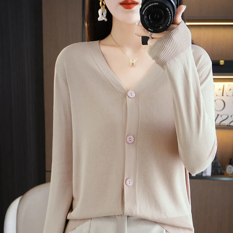 Summer 2023 New Korean Version Thin Solid V-Neck Ice Silk Knitted Long Sleeve Sunscreen Cardigan Fashion V-Neck Top for Women