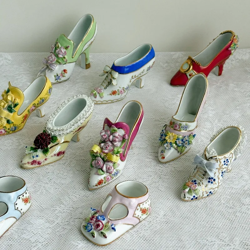 2026New Vintage Medieval Porcelain Heavy Industry Three-dimensional Flower Hand-painted High-heeled Shoe Ornament Retro Ornament