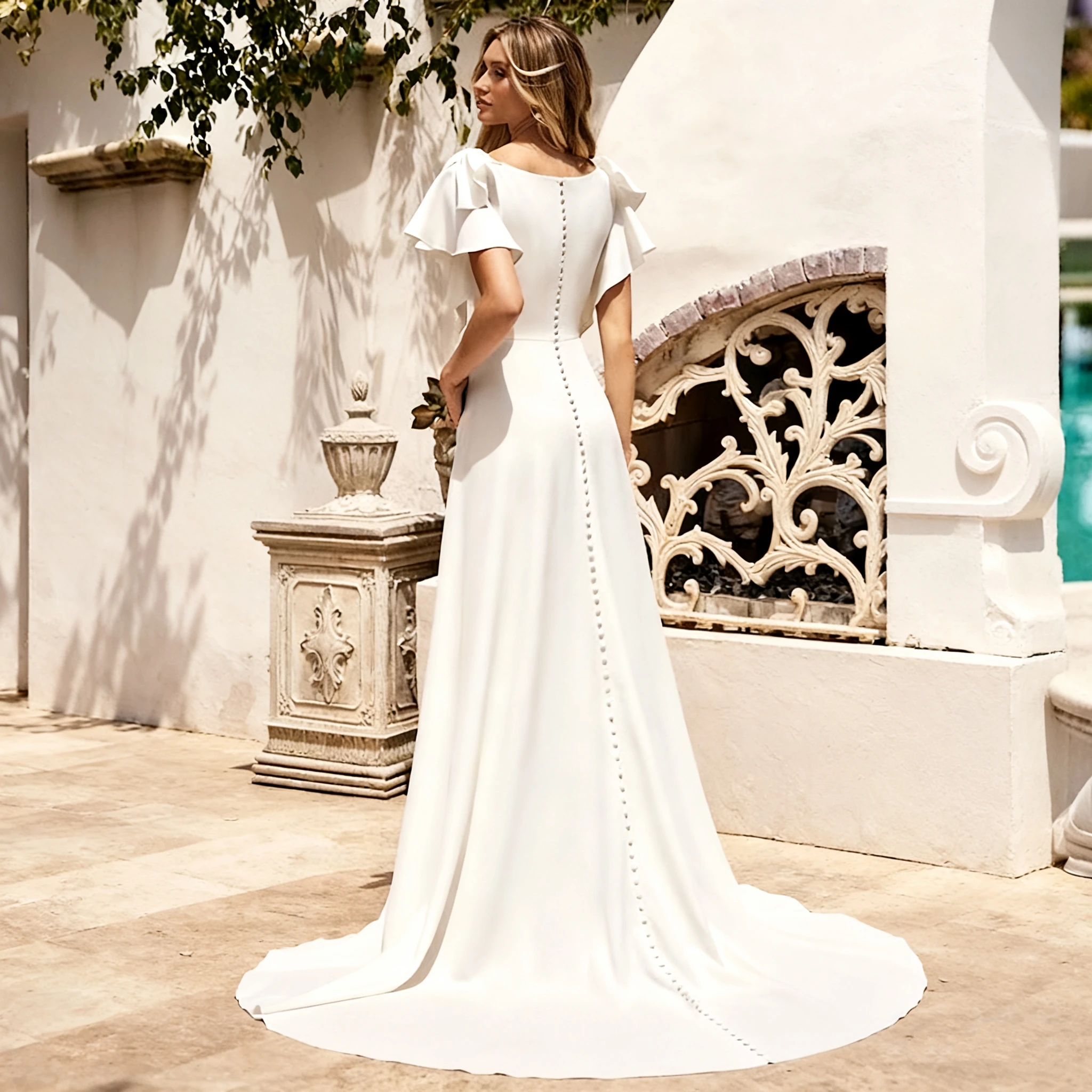 Elegant A-Line Wedd…