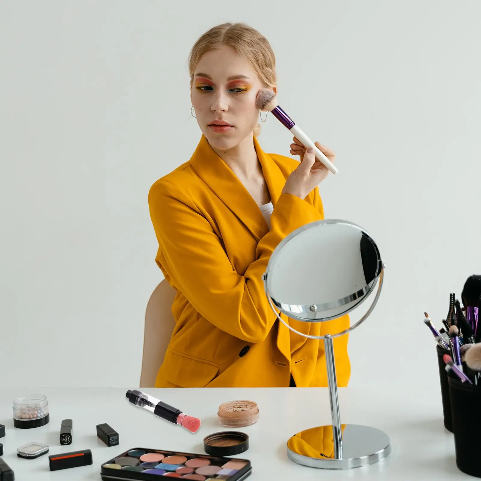 Automatic Powder Dispensing Press Makeup Brush Integrated Compact Blush Foundation Applicator Travel Facial Brush Loose
