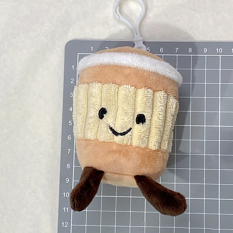 Portachiavi in peluche con tazza di caffè in cartone animato, ciondolo per borsa carina, portachiavi con bambola di pezza soffice Kawaii, tendenza regalo di compleanno