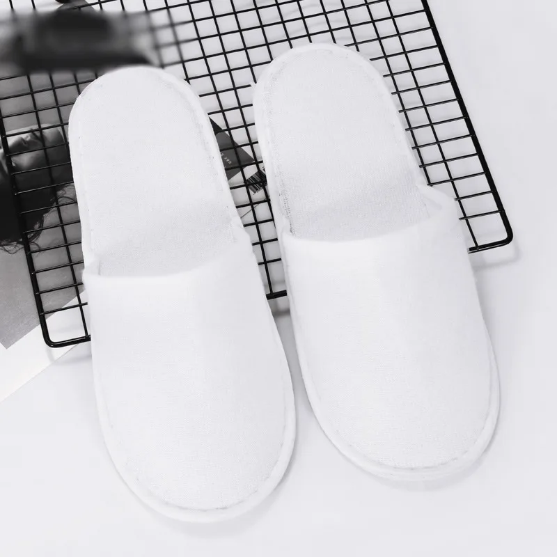 Free Shipping Morden High End Quality Hotel Suppliers Wholesale Dental Kit Personal Care Bath Gel Shower Cap Shampoo Slippers