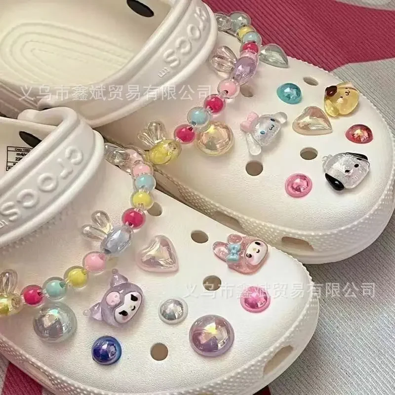 Cute Shoe Charms Decoration Fit Sandals Decorate Crooo Charms Jibz Hello Kitty Cinnamoroll Kuromi Kids X-mas Party Gifts