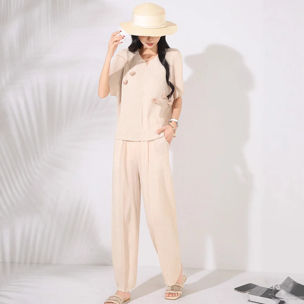 Miyake Pleated Fashion Casual Set Loose Bat Sleeve Pullover Fish Scale Pleated Top High Waisted Straight Leg Pants Two Piece Set