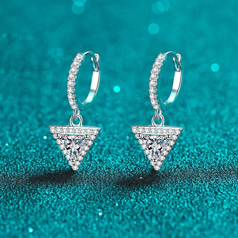 

18K gold earrings for women, triangular moissanite earrings, small fresh ear jewelry, simple style plated with pt950 platinum