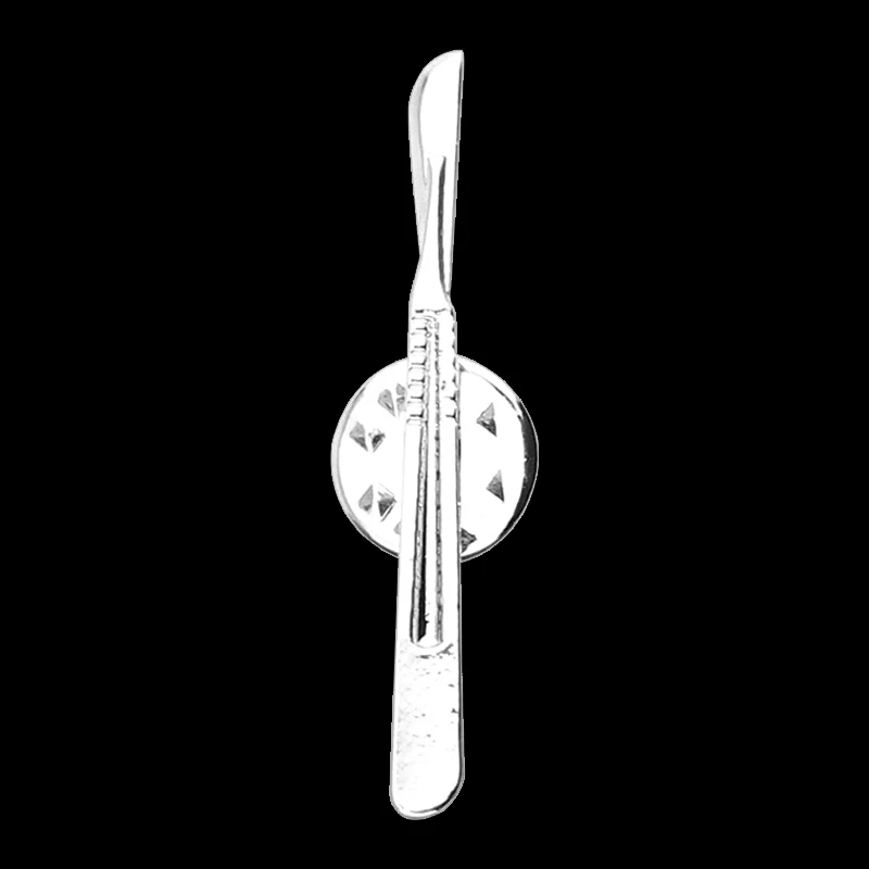 Scalpel Brooch Necklace For Surgeon Doctors Student Metal Anatomy Surgical Tools Pin Buckle Medical Jewelry Graduation Gift