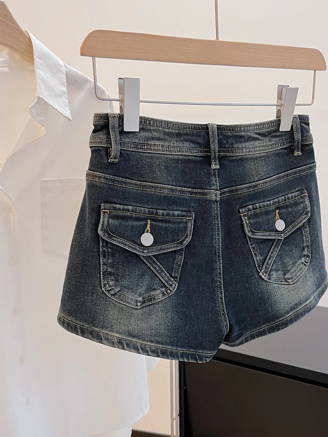 

Джинсовые шорты с высокой талией для похудения, женские, летние, тонкие, новые, в американском ретро-стиле, больших размеров, эластичные, с облегающим эффектом, для стильных девушек, прямые штанины