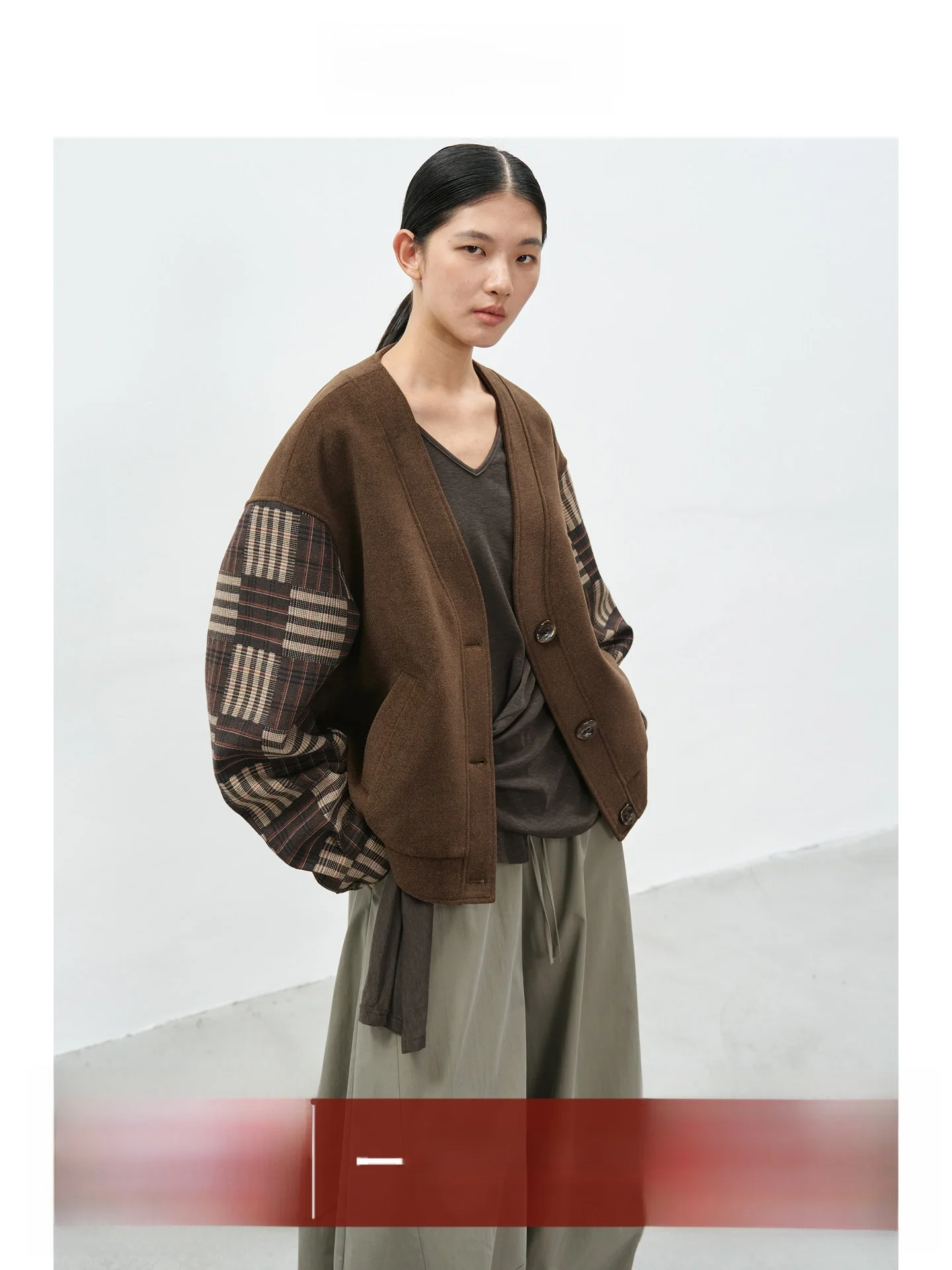 

EIGHTHMONTH Vintage Plaid Splicing V-ne Casual Outerwear Women's Loose Slimming ort Coat Coffee Color Button Closure