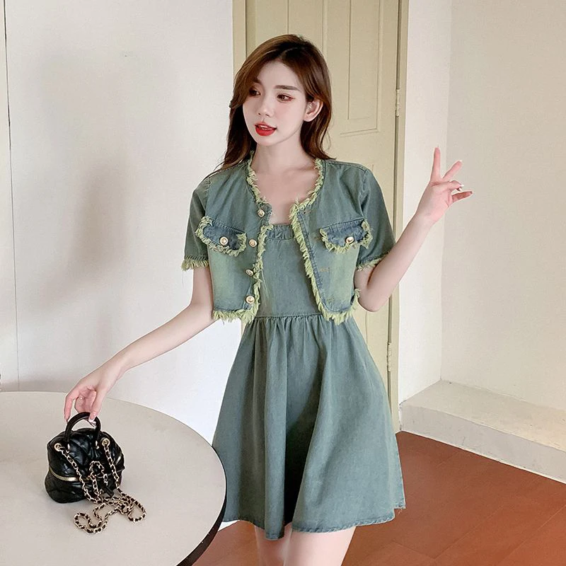 

Summer 2026 Korean Style Short Sleeve Denim Jacket And Halter Dress Set Slimming Fashionable Anti-Aging Two-Piece Set
