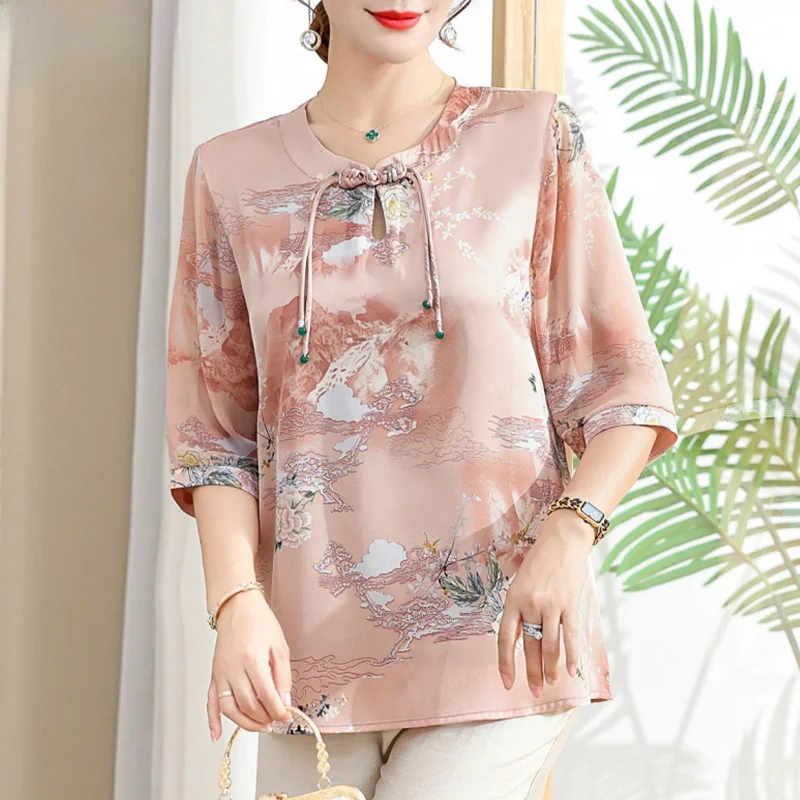 

Модный весенне-летний комплект для мам 2025: Новинка! Шелковый топ и брюки Xiangyun для женщин среднего возраста