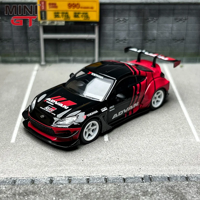 Nuevo Minigt 1:64 Toyota Gr86 # 956 Hks tipo R Advan modelo de coche fundido a presión juguetes coleccionables personalizados adorno de regalo vehículo en miniatura
