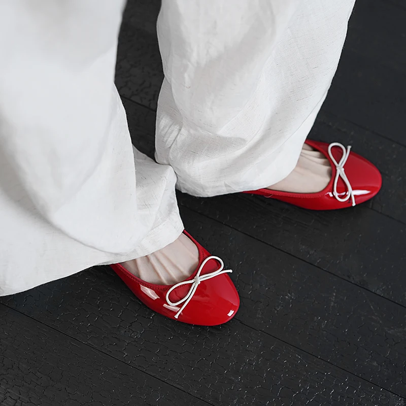 Women's Genuine Leather Round Toe Flats Shoes (US 5-9)