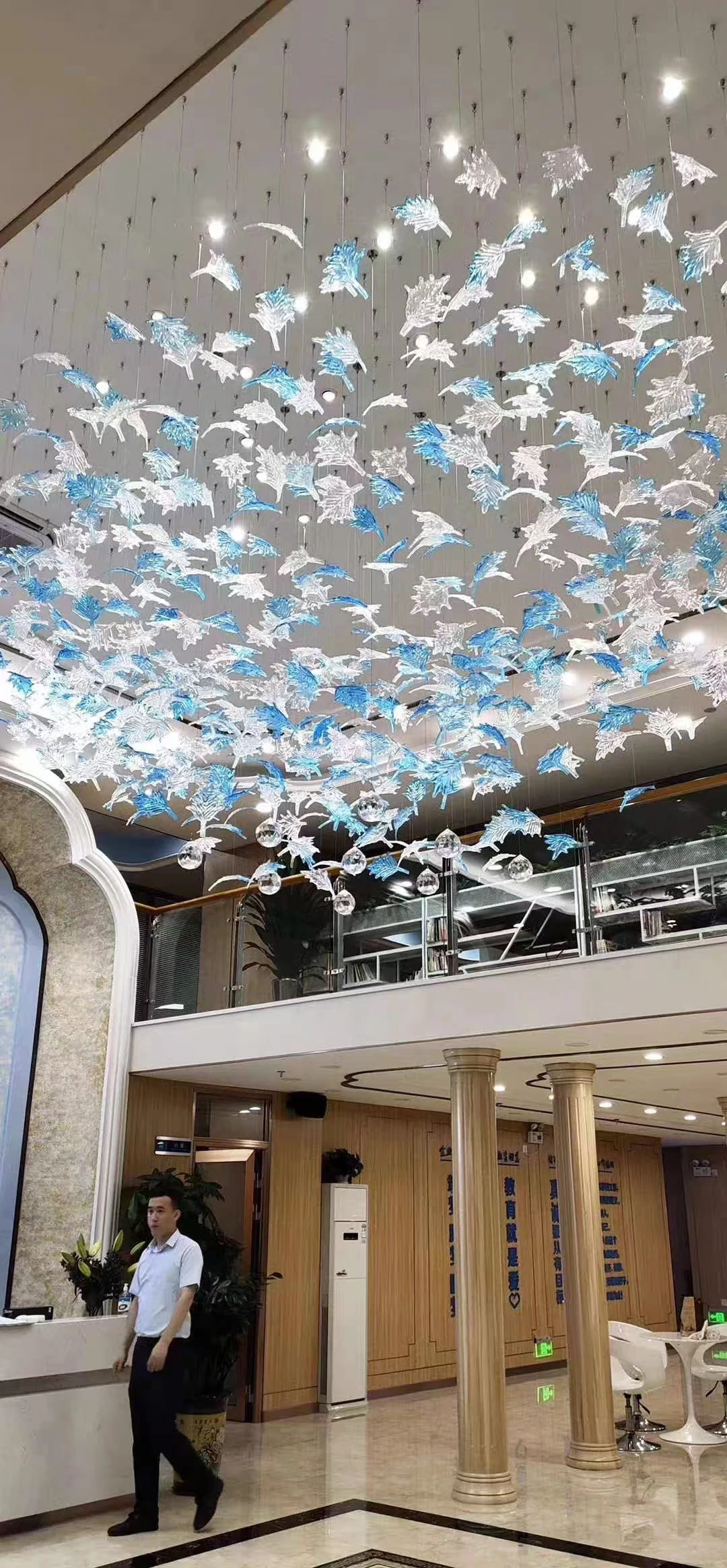 Large Scale Project Crystal Chandelier Hotel Chandelier Villa Sales Lobby Crystal Art Maple Leaf Decorative Lamp Customization