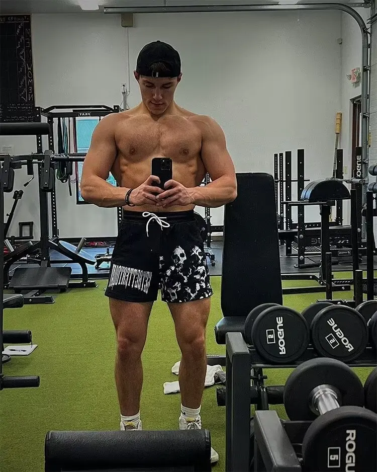 

Мужские спортивные шорты для бега и фитнеса, быстросохнущие спортивные шорты для тренировок и бега, двухуровневые летние мужские шорты для фитнеса и тренировок, 2024