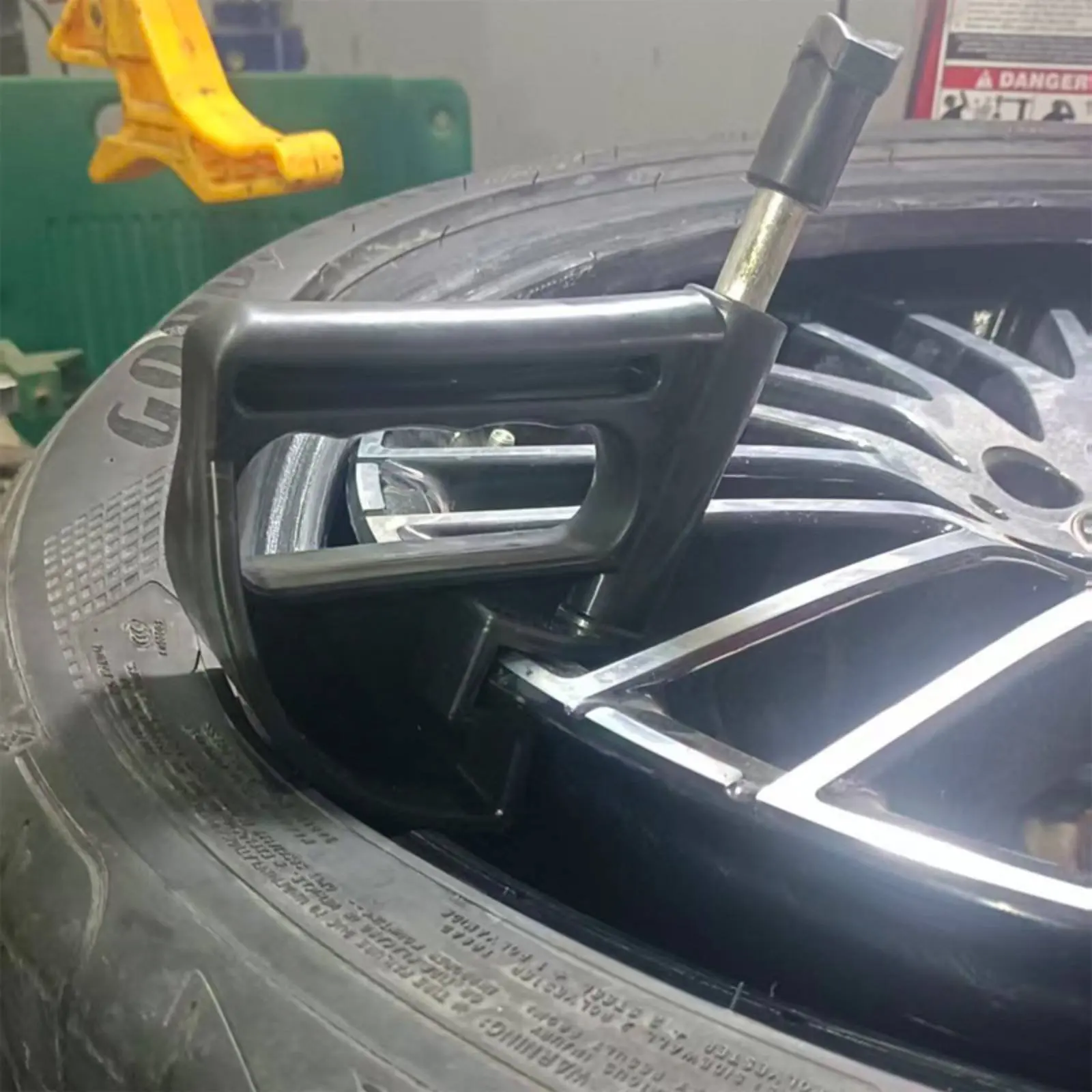 

Tubeless Tire Mounting Tool Easy to Use Flat Tire Installation Tool Long-Lasting Wear-Resistant