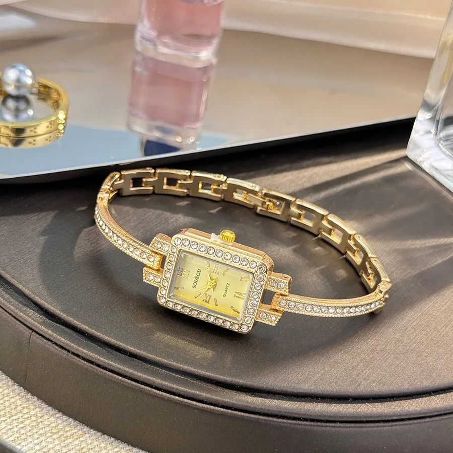 Luxury Square Full Diamon Digital Bracelet Watches for Women Exquisite Gold Bracelet Ladies Dress Clock Gifts Relogio Feminino