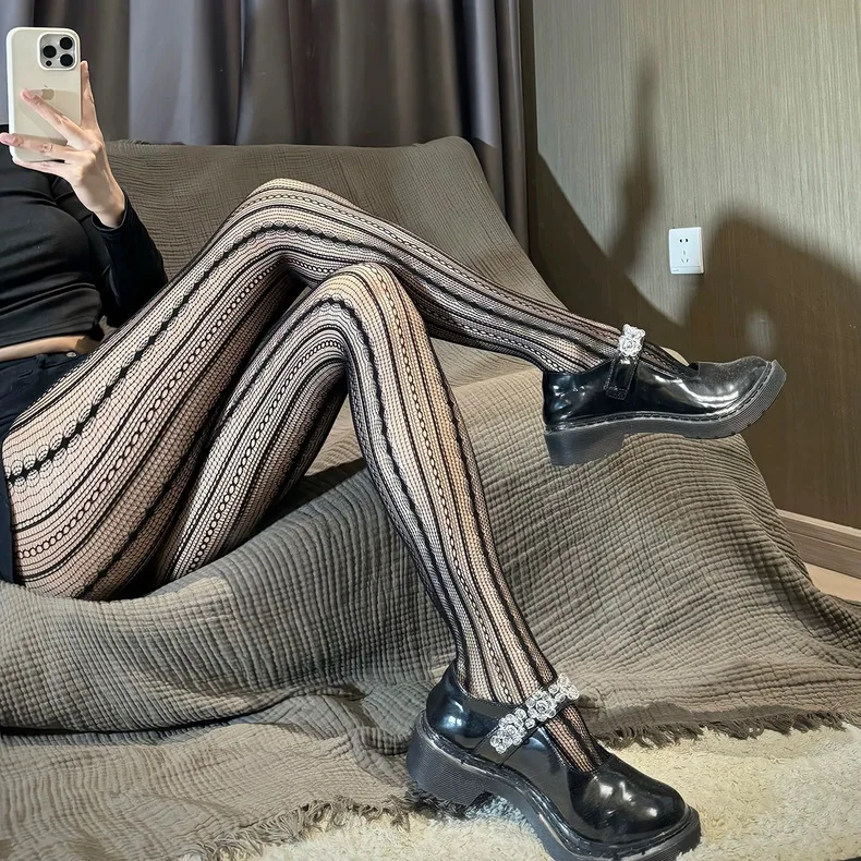 

Sexy Diamond Stripe Fishnet Pantyhose - Millennial Slimming Thin Stockings, Lace-Cut Hot Girl Design