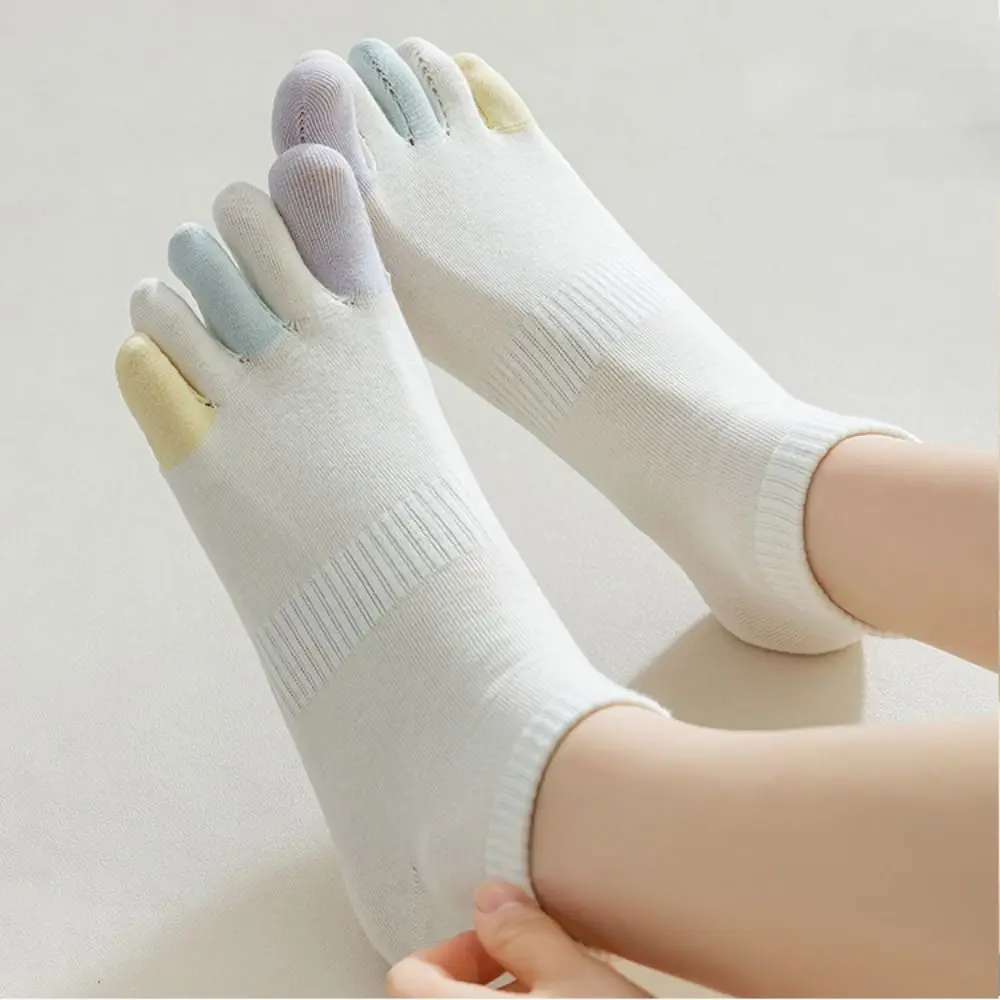 

Casual Japanese Cute Cotton Summer Split-toed Socks Patchwork Color Hosiery Female Socks Five Finger Socks Boat Socks