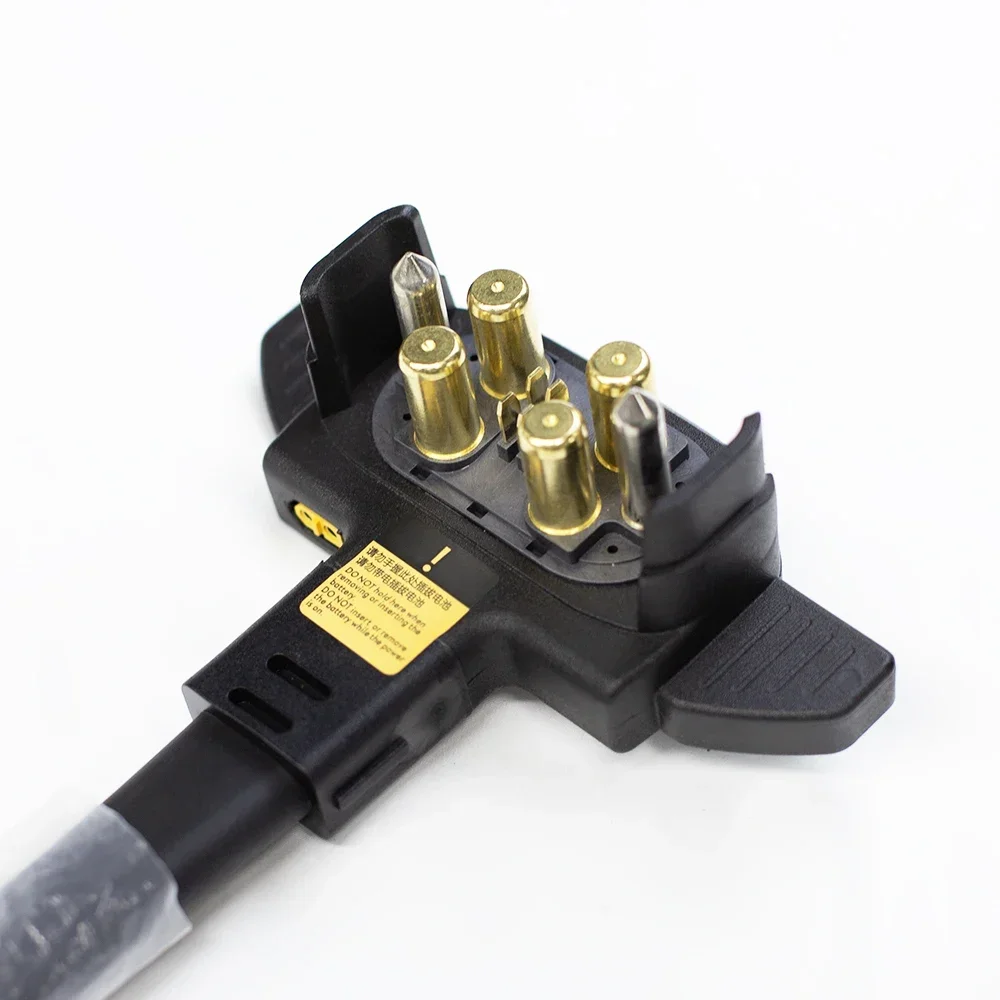 DB2100 Intelligent Flight Battery Charging Adapter Cable for DJI Agras T40/T50/T60 Plant Protection UAV Charger Adapter Cable
