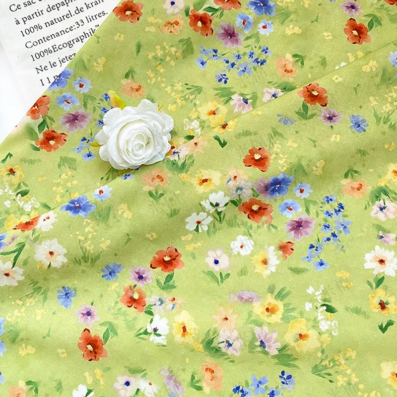 Tela Estampada Digitalmente L100XW150CM Verde Manzana con Pequeños Flores, Suave, Transpirable y Ligera para Vestidos, Camisas, Faldas y Costura DIY