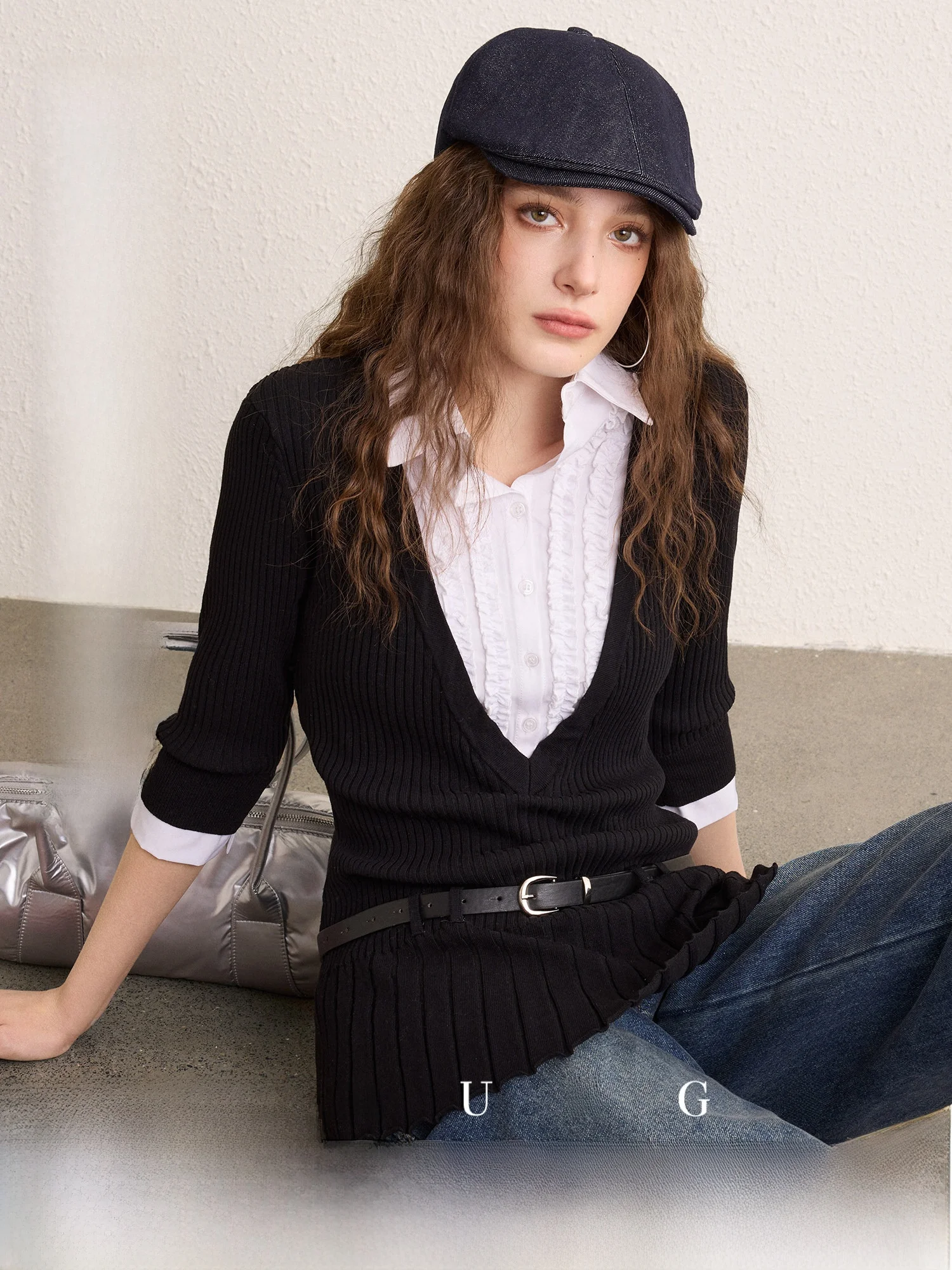 

Серия современных вязаных платьев от Pumpkin Valley: коллекция ранней весны 2025 года, длинное платье с пышными рукавами и плиссированным дизайном, смесь полиэстера.