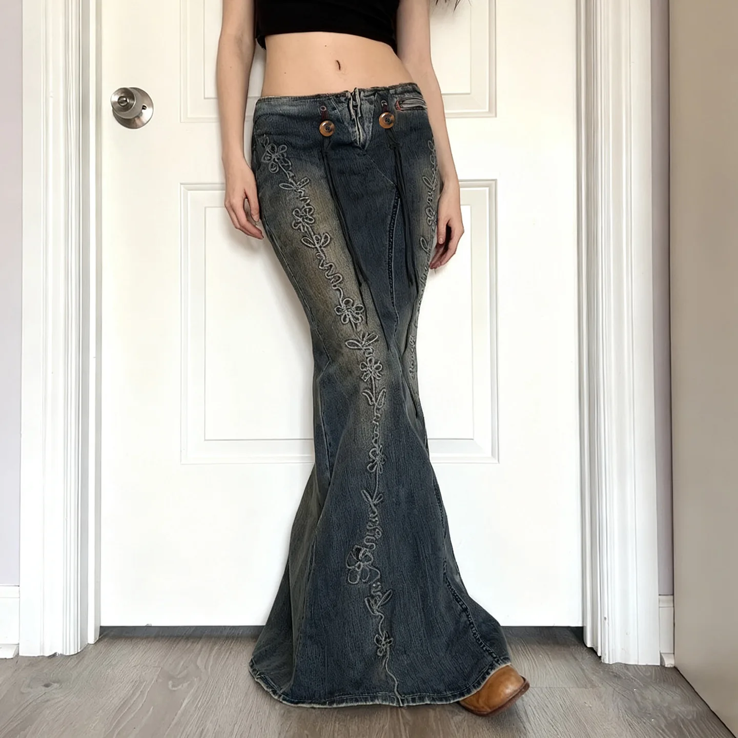 Autumn new low waisted drawstring casual embroidered retro vintage denim skirt