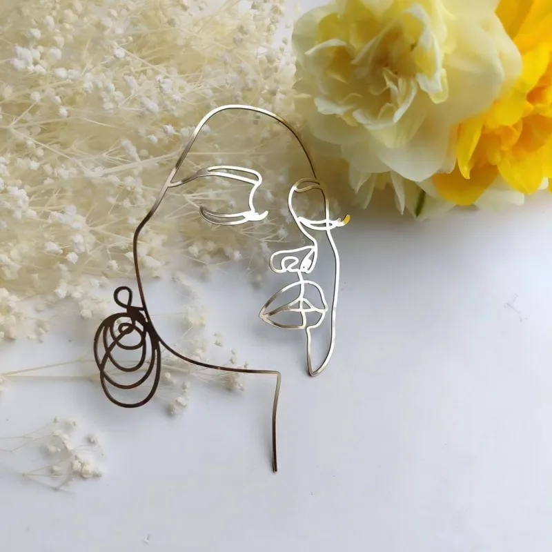 Butterfly Abstract Minimalist Line Acrylic Birthday Gold Cake Topper Character Art For Woman Birthday Party Cake Decorations