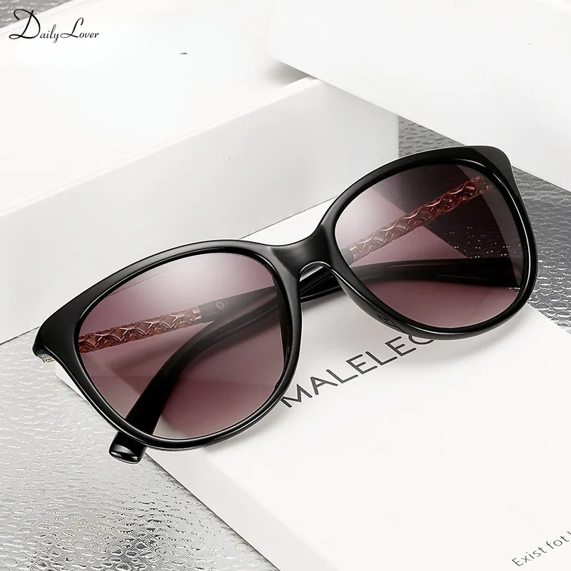 Luxury Vintage Cat Eye Sunglasses Women Brand Designer 2024 Hot Sun Glasses For Female Ladies Eyewears UV400