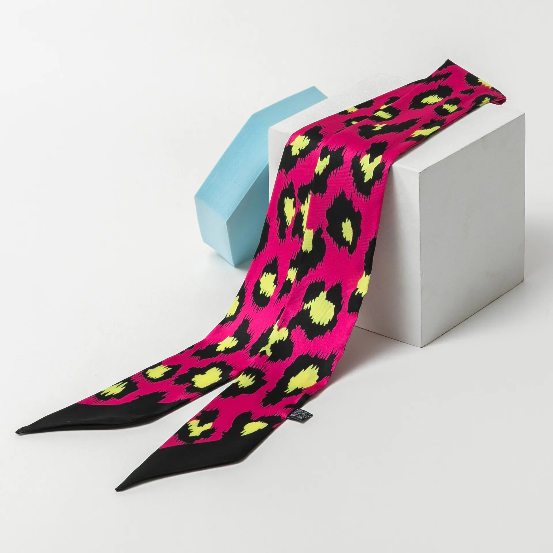 

5 * 90Cm New French Leopard Print, Women's Twill Decorative Small Silk Scarf Bag Handle Ribbon Headband Small Scarf Wholesale