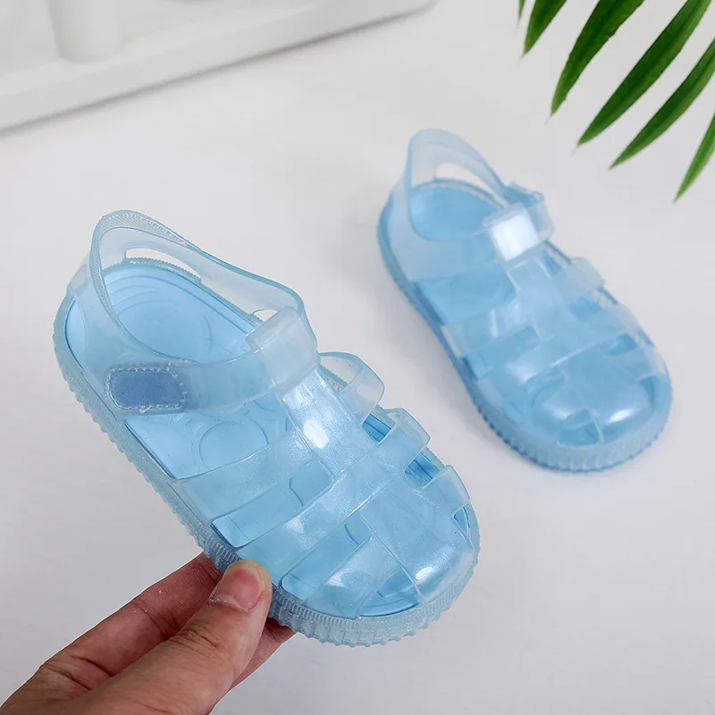 Summer New Girl\'s Baotou Sandals with Hollow Soft Sole Sandals Children\'s Buckle Baby Sandals