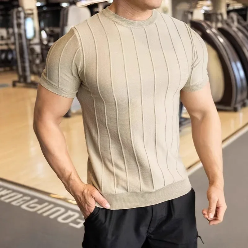 

Легкая мужская трикотажная рубашка в полоску с круглым вырезом и короткими рукавами в зрелом стиле, мужская летняя тонкая эластичная рубашка высокого класса, топ