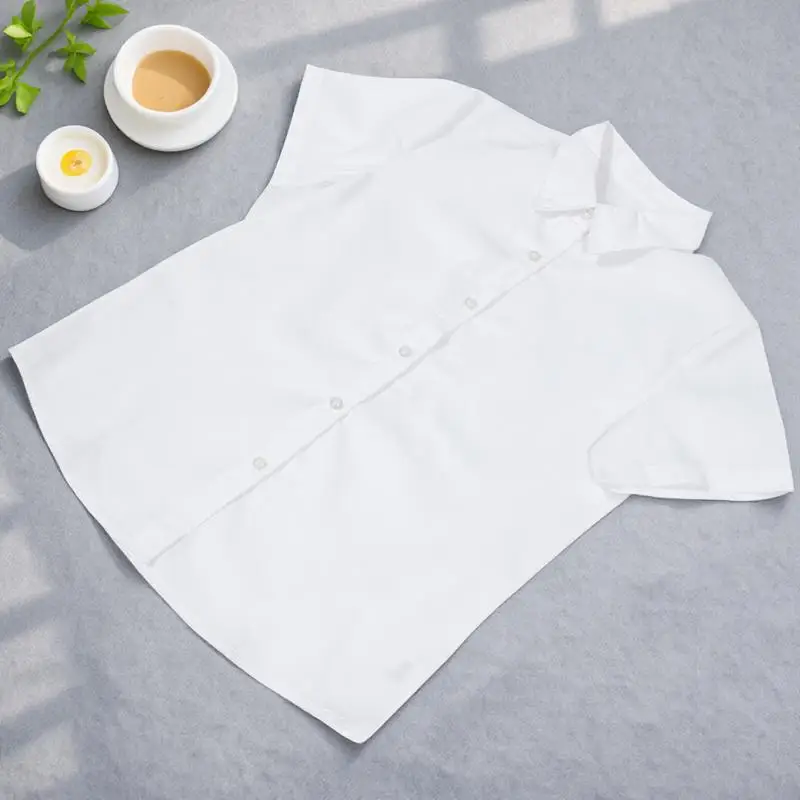 قطعة واحدة من قميص موحد للطلاب على الطراز الياباني بأكمام قصيرة مريح ومسامي وسهل الالتقاط والخلع وعصري