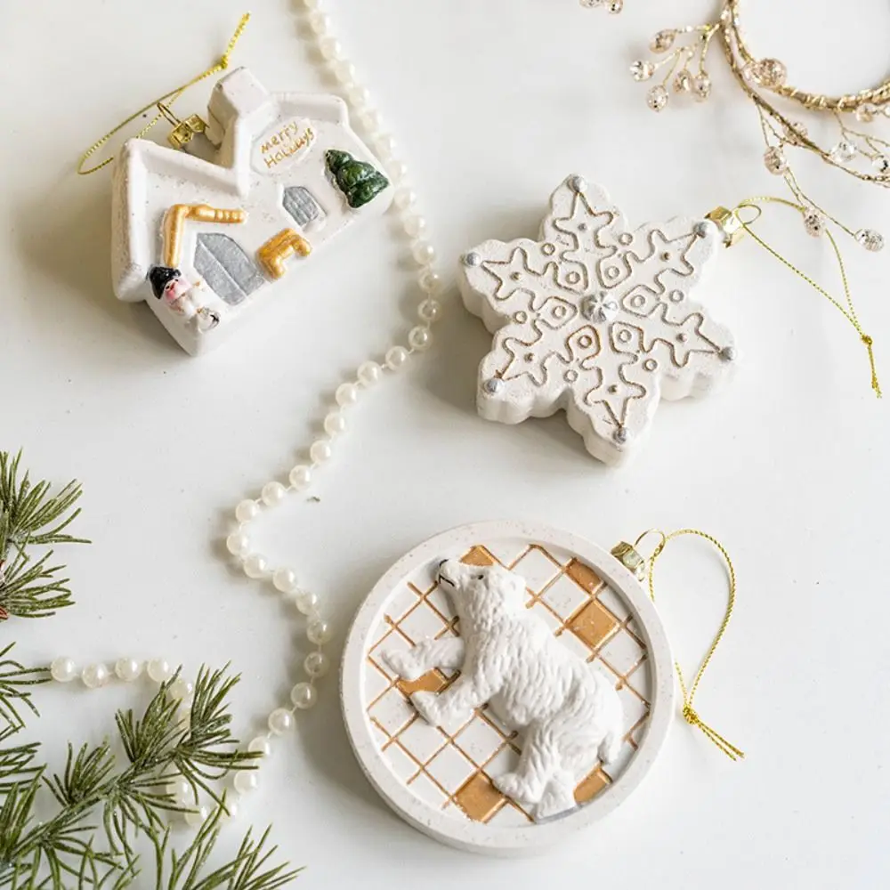 Pupazzo di neve Casa Natale Casa in ceramica Ciondolo Decorazioni per la casa Layout di scena Ciondoli per albero di Natale Regali Artigianato in ceramica