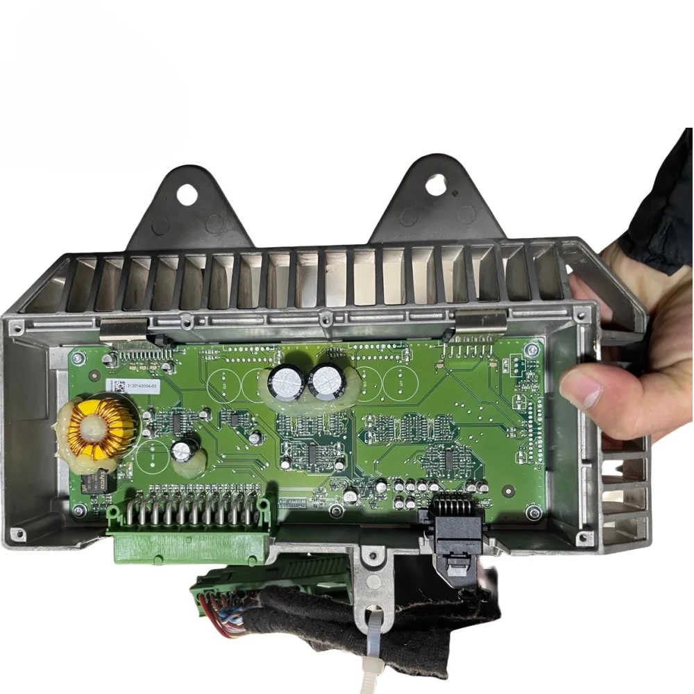 สำหรับ Cayenne 957 08-10 เครื่องขยายเสียงวิทยุ เครื่องขยายเสียงกำลัง เครื่องขยายเสียงระบบเสียง OEM 7L5035465