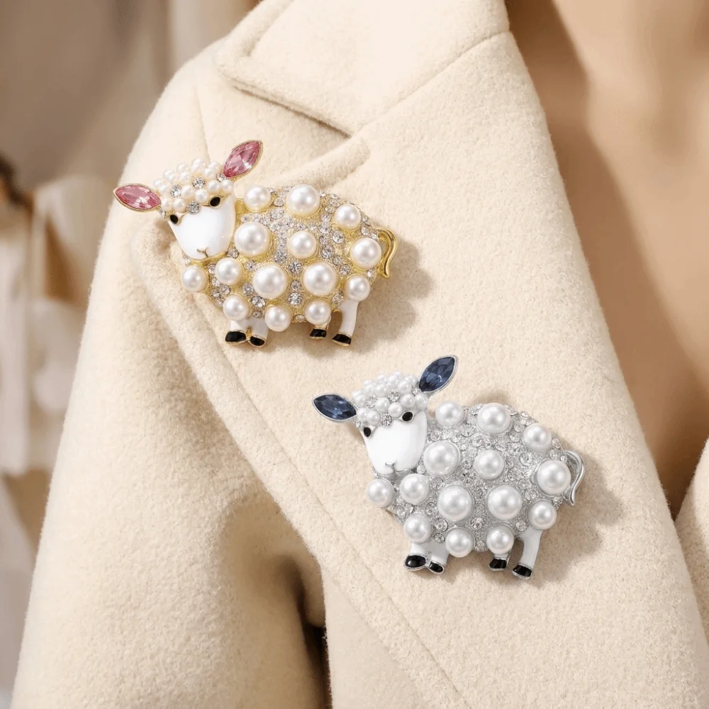 New Pearl Sheep Brooch Rhinestone Creative Style Brooch Pin Versatile Cute Sheep Shape Coat Closure Pin Cardigan Coat Styling