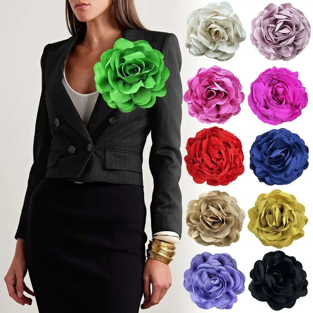 Broche de flores rosas multicapa de 16CM para mujer, ramillete de traje de tela, Pin de abrigo de suéter para Sesión de boda, revista exagerada, nuevo