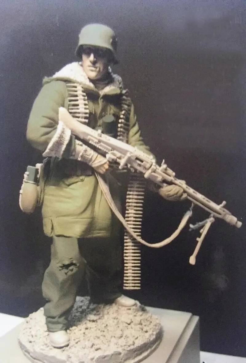 

1/16 WWII Khordin Kharkiv Front Soldier Resin Model Figure Gk Micro 3d Printed White Model Toy Unassembled And Unpainted Kit