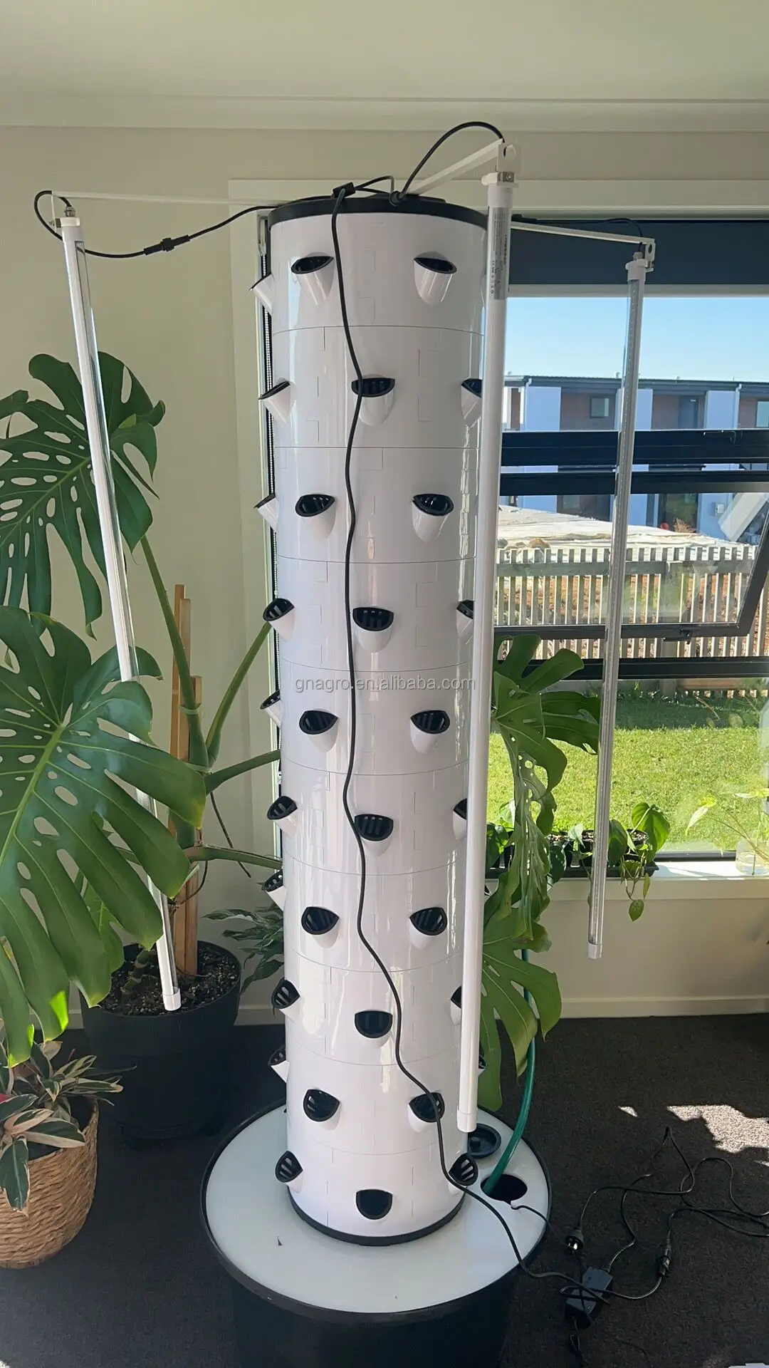 Aeroponics Towers Garden Systems With Lights 60 Plants Aeroponic Vertical System Culture Vertical Tower Hydroponic System view 6
